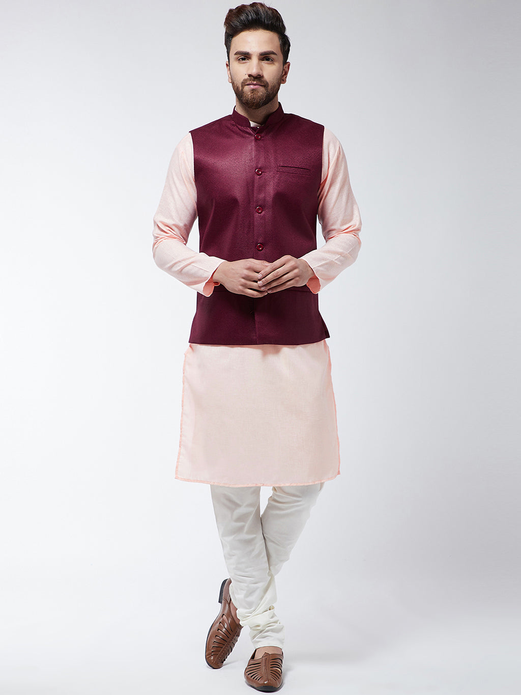 Men Peach-Coloured & Off-White Solid Kurta with Churidar